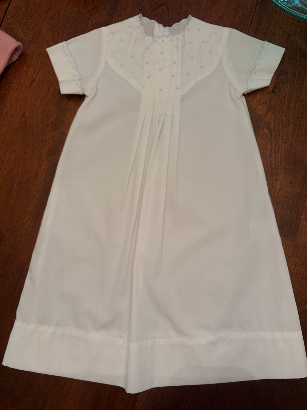 White Pleated Short-Sleeve Day Gown with blue embroidery